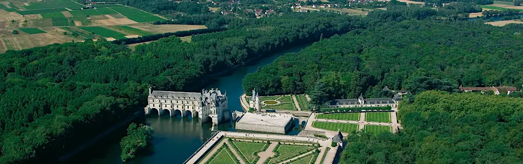Chenonceau castle seen from the sky
