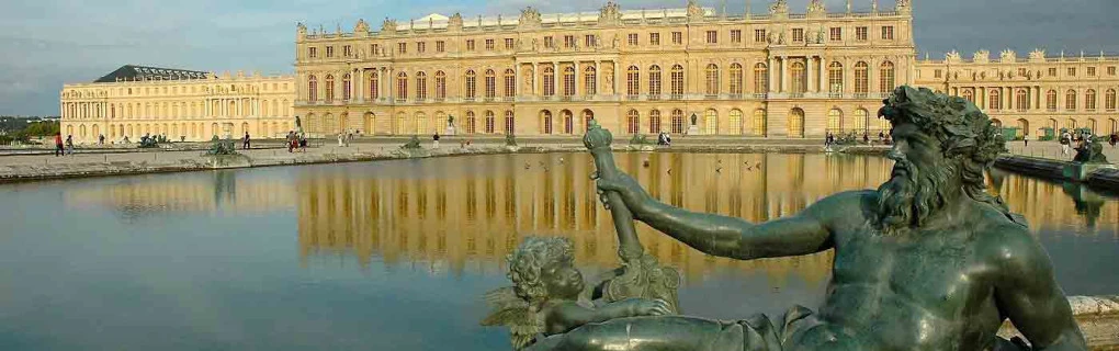 Ponds and fountains in the park of the Palace of Versailles