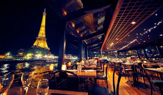 New Year's Eve dinner cruise - Soirée Festive