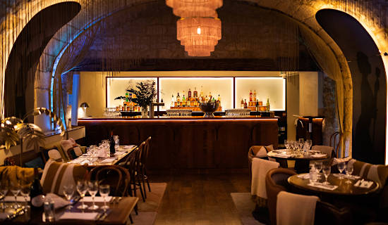 New year's Eve at St Germain des Pr&eacute;s and champagne cruise