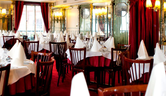 New year&#039;s Eve at the restaurant Chez Eugene place du Tertre