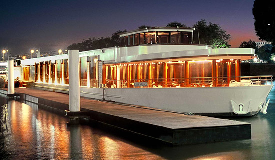Cena crucero de Nochevieja en el River Palace