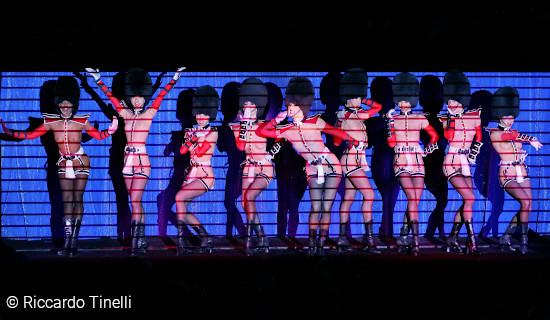 Spectacle du Crazy Horse Paris