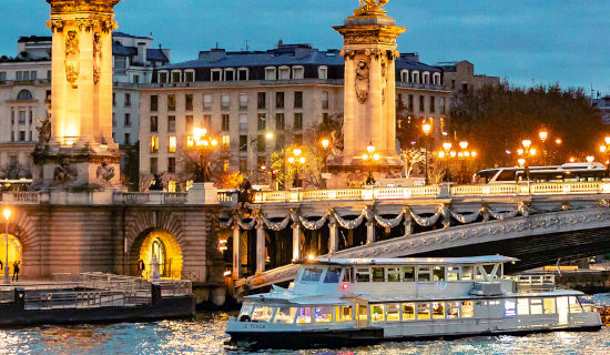 Early evening cruise on Bastille Day on a cosy boat