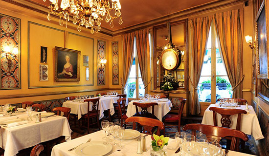 Cena en el restaurante Le Procope + Crucero por la Sena