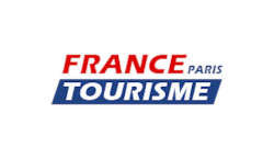 Paris by Night, a Taste of the Games