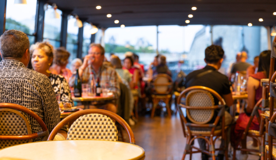 Parisian lunch on the Seine