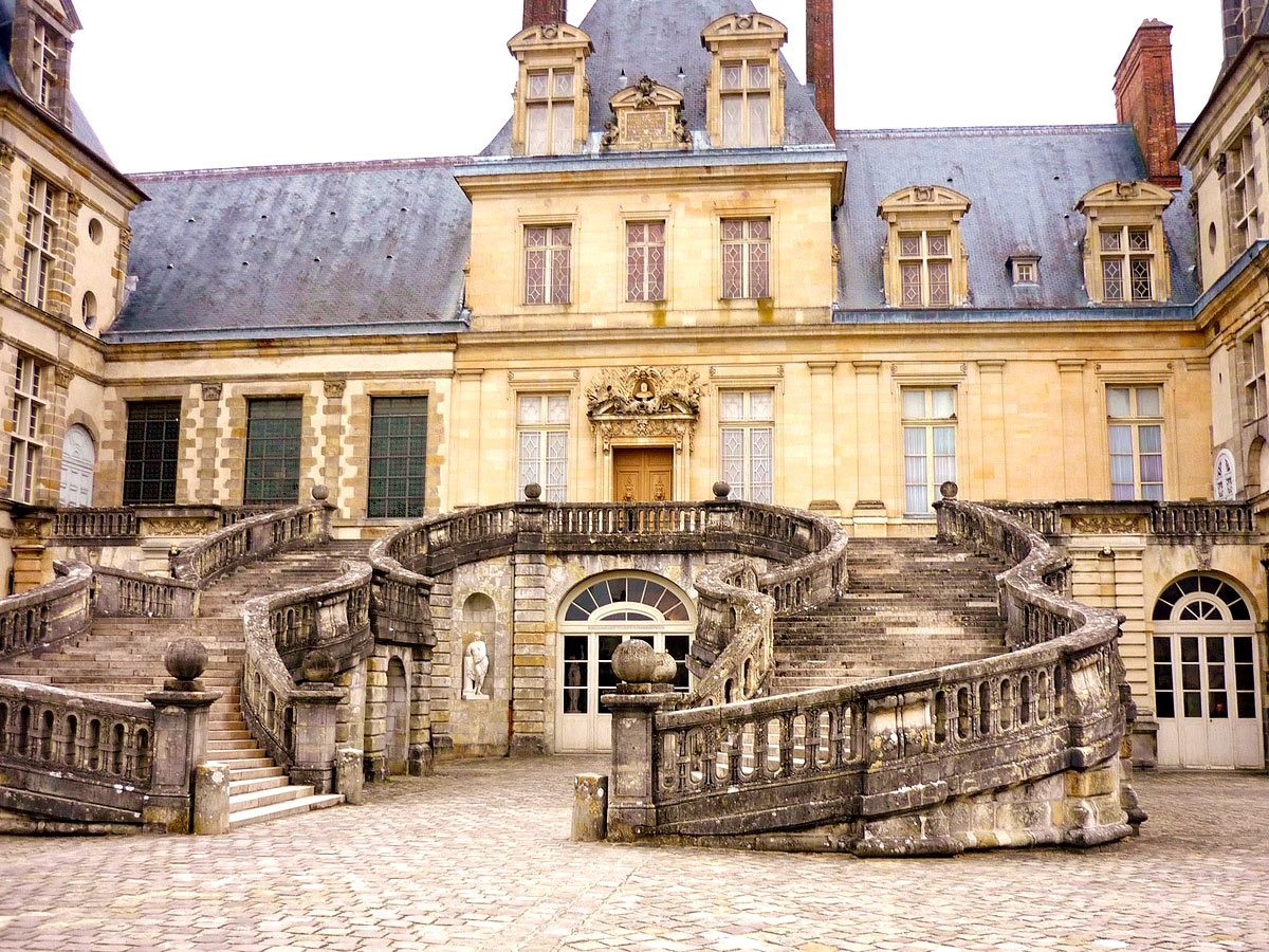 Tickets and guided tours of the Château de Fontainebleau