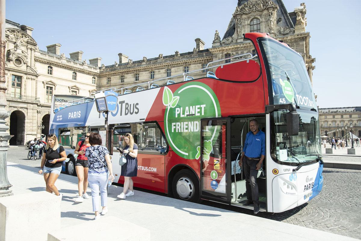 tourism bus paris