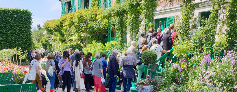 The Monet's home entry