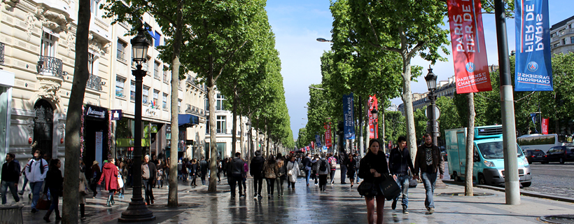 The Champs Elysées avenue