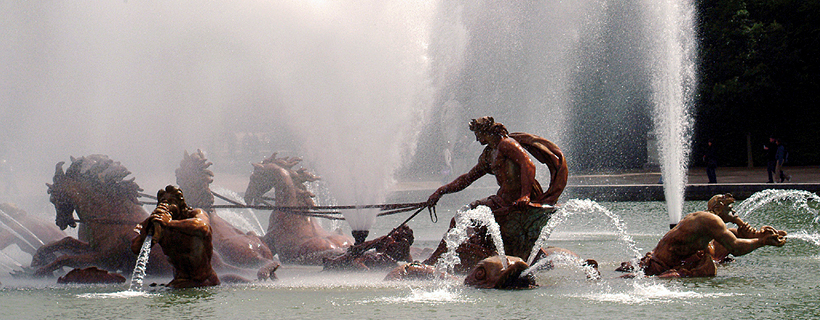 Le bassin d'Apollon dans les jardins de Versailles