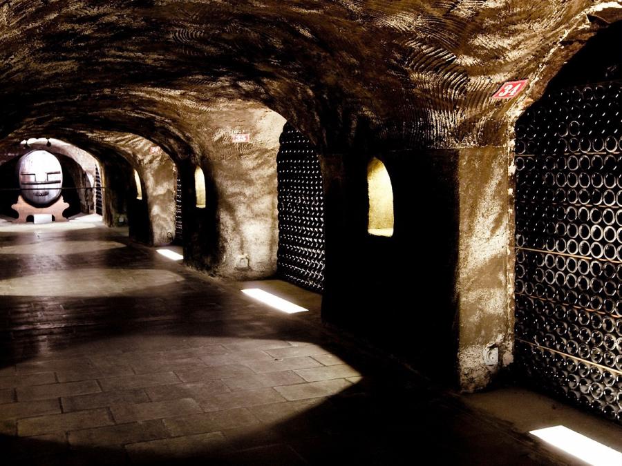 Champagne in Epernay: The Moet & Chandon Cellar Tour and Tasting