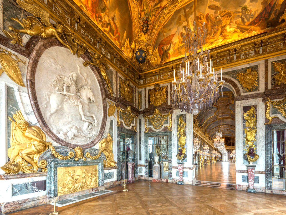 https://www.francetourisme.fr/media/versailles/versailles_04.jpg