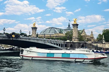 Privatisation bateau Paris, jusqu'à 80 personnes