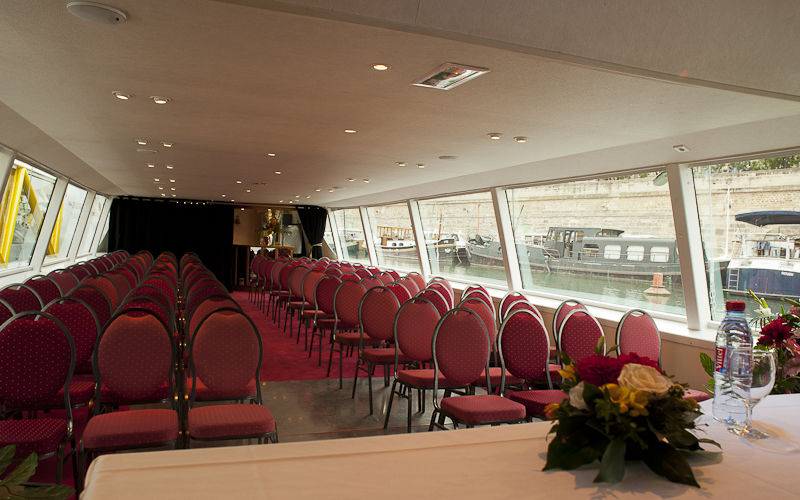 Team building en bateau sur la Seine à Paris