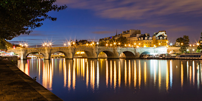 Embarquement au Pont Neuf